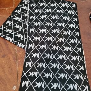 Micheal Kors Scarf